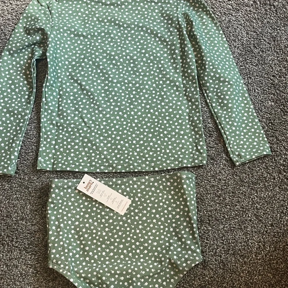 HONEY MARK GIRLS SWIM SUIT 2 pc long sleeve swim various sizes HONEYMARK NWT
